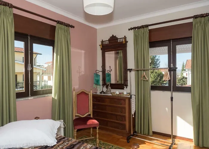 ゲストハウス Casa Andorinhas 3*