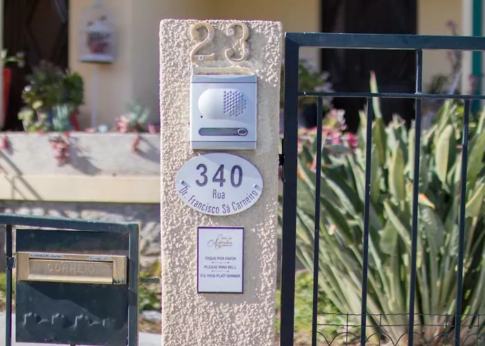 ゲストハウス Casa Andorinhas 3*